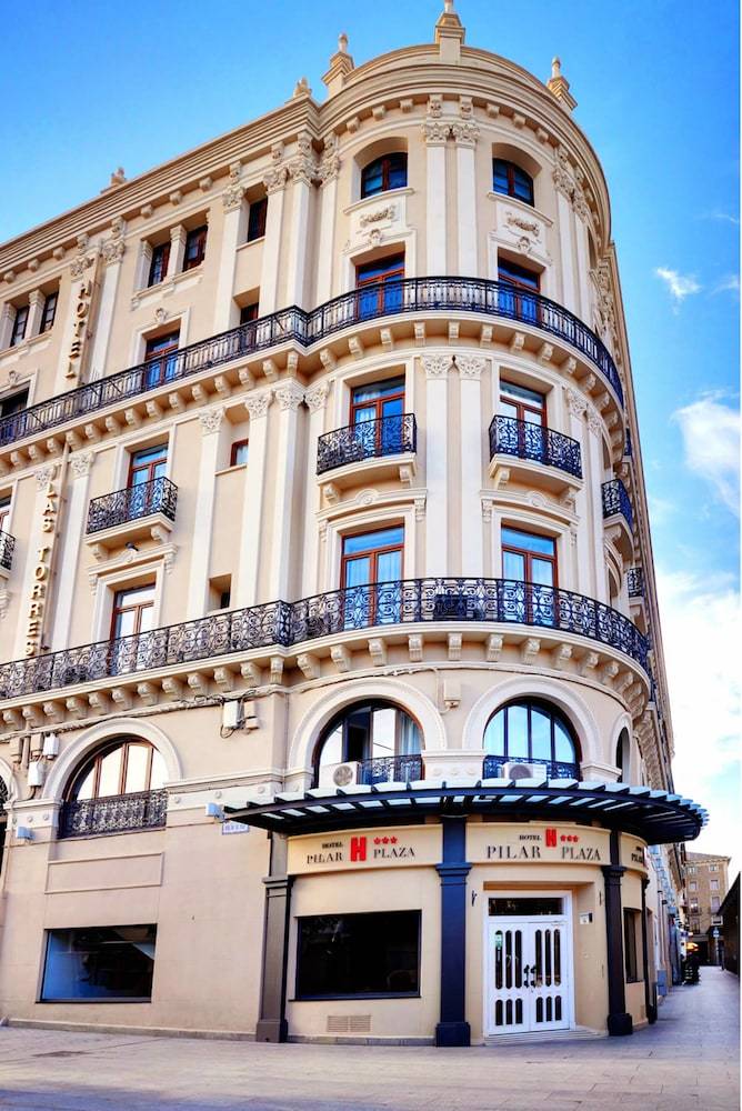 Hotel Pilar Plaza 1