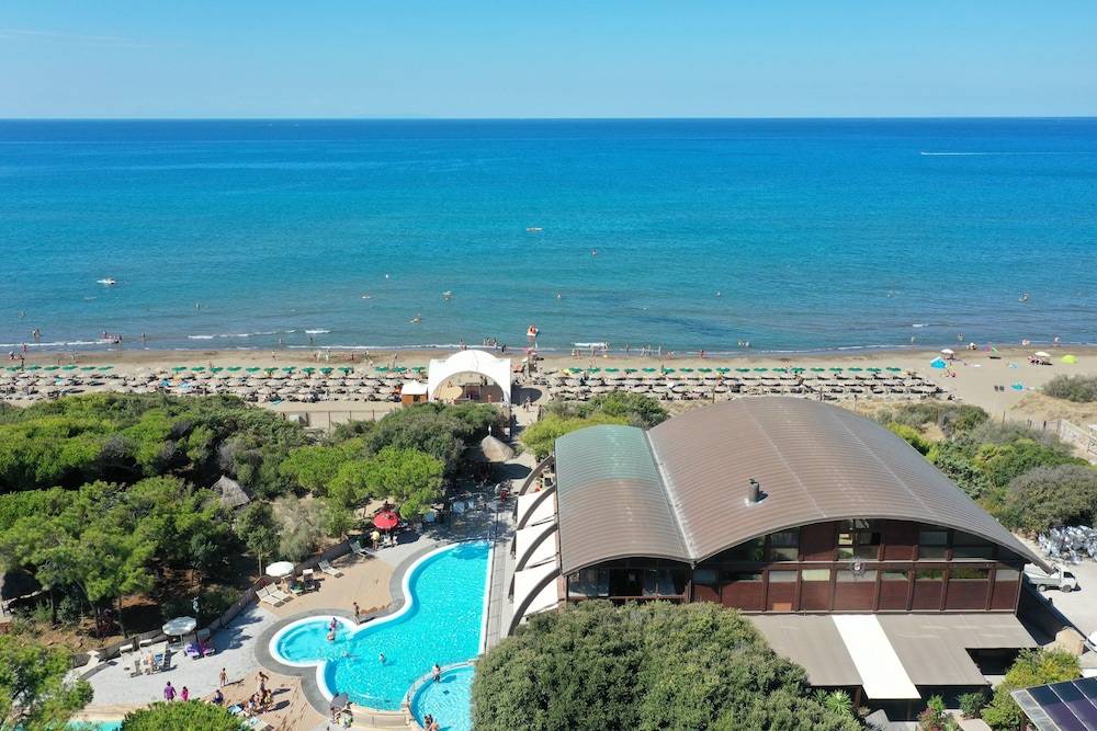 Canado Family Hotel 1