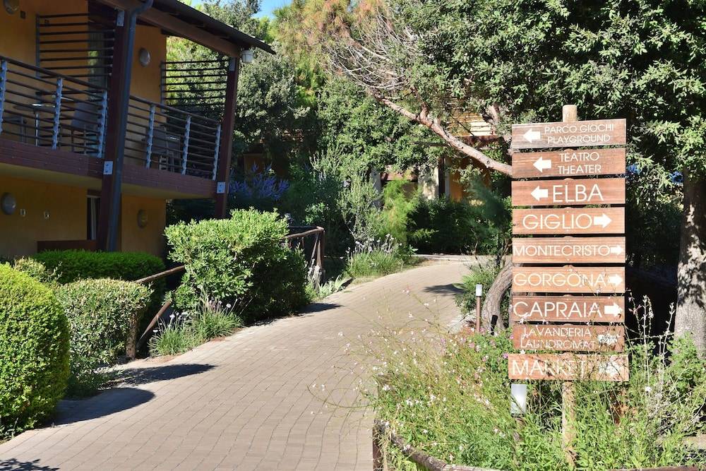 Canado Family Hotel 2