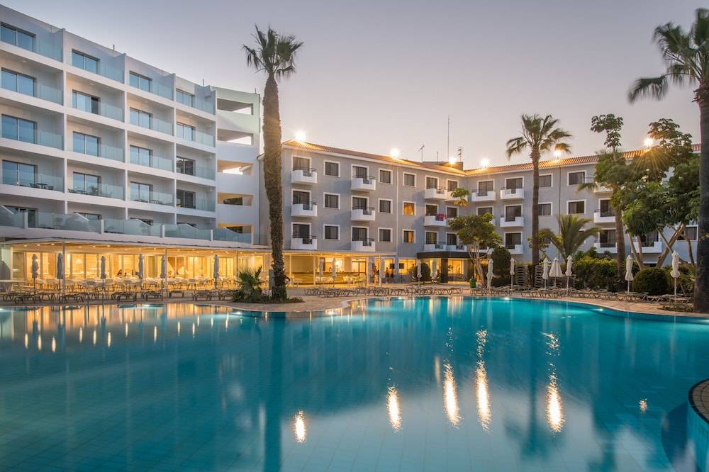 Narcissos Waterpark Resort 1