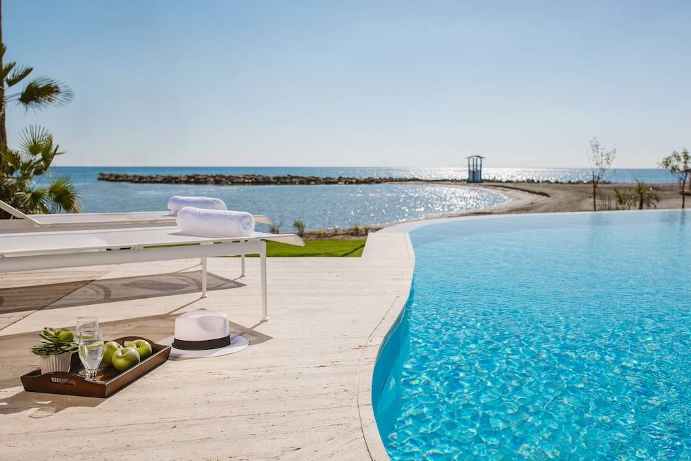 Lebay Beach Hotel 1