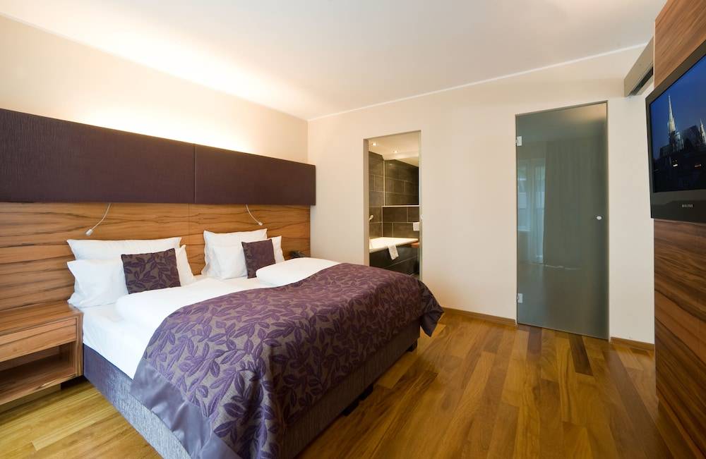 Pakat Suites 2