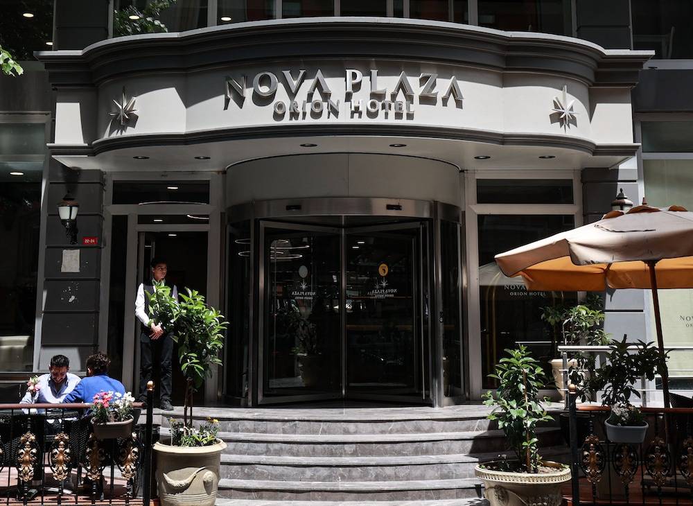 The Golden Park Hotel 1
