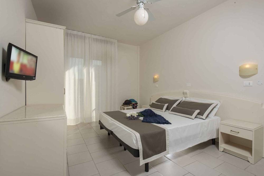 Atlas Hotel 1