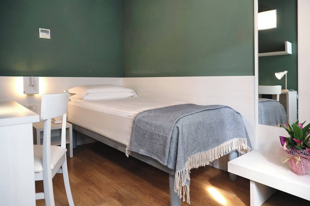 Albergo All'Ancora 1