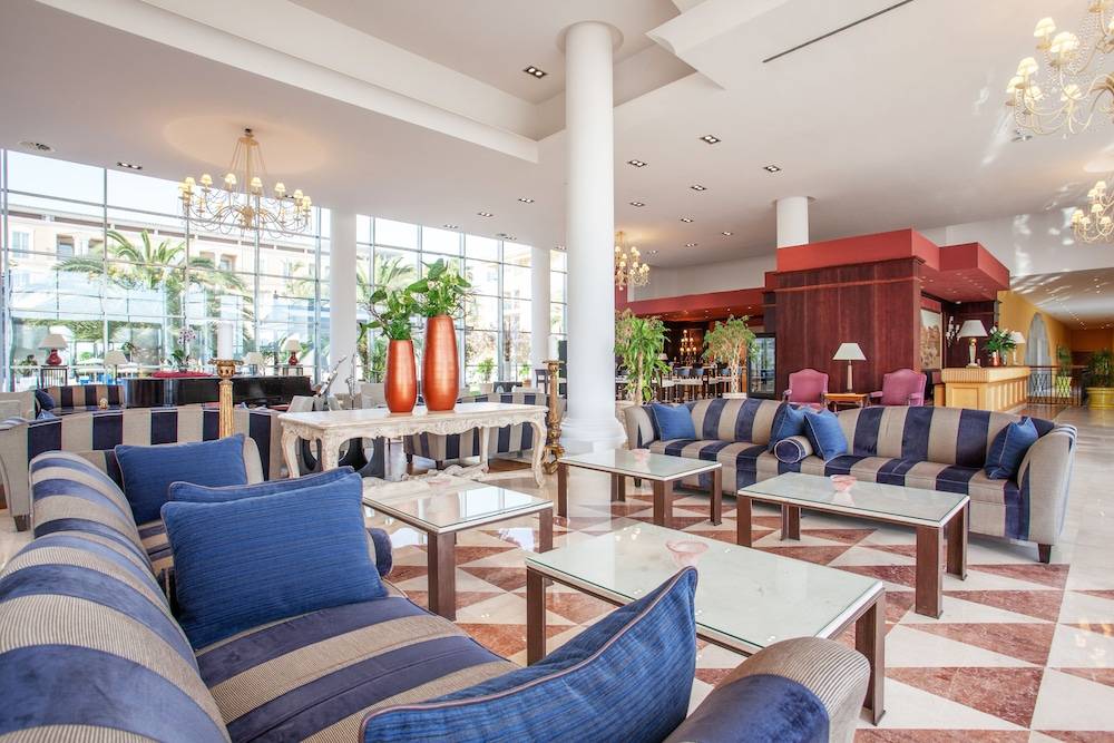 Grupotel Playa de Palma Suites & Spa 2