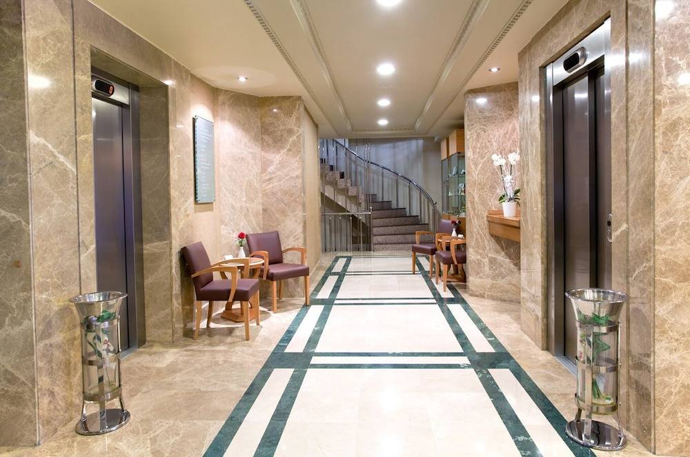 Oran Hotel 2
