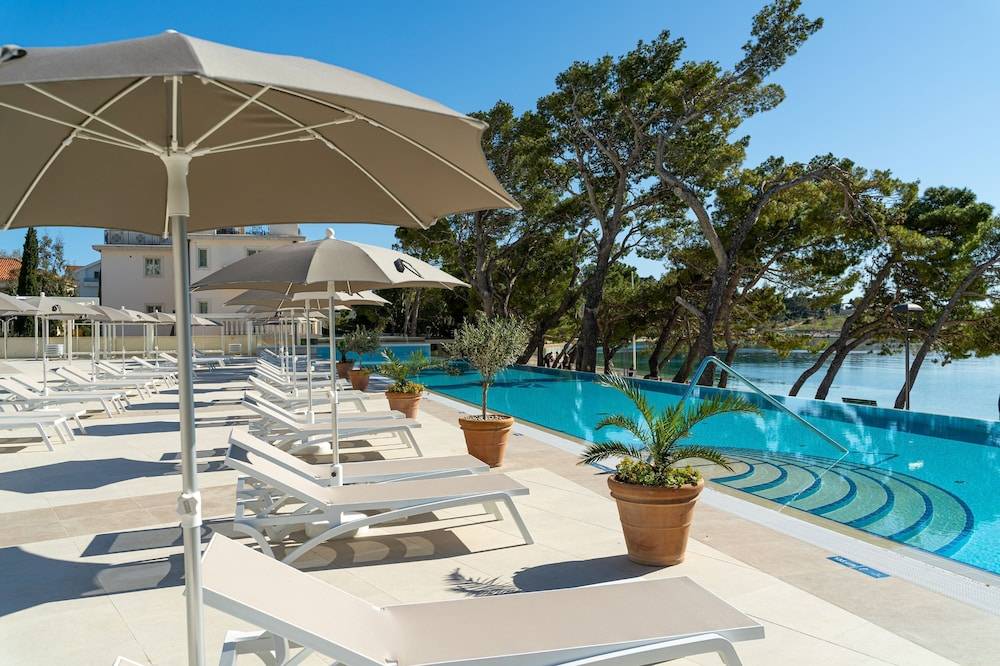 Valamar Meteor Hotel 1