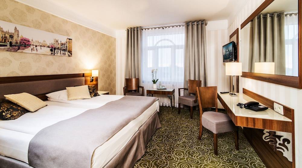 Hotel Lord - Warsaw Airport 1
