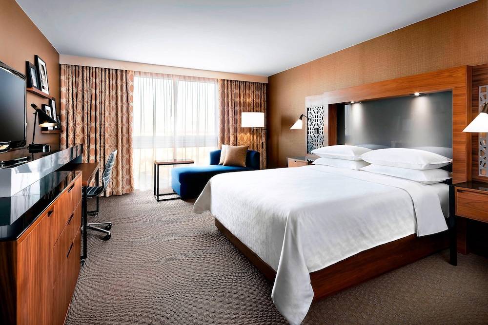 Sheraton Toronto Airport Hotel & Conference Centre 1