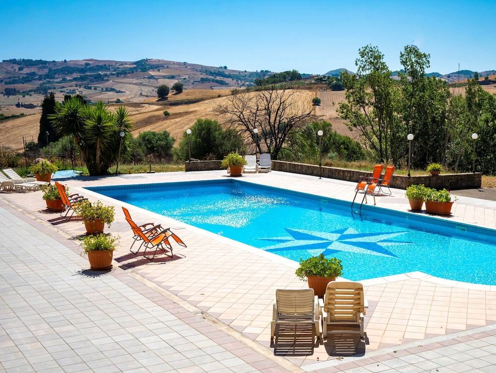 Casale Villa Rainò 1
