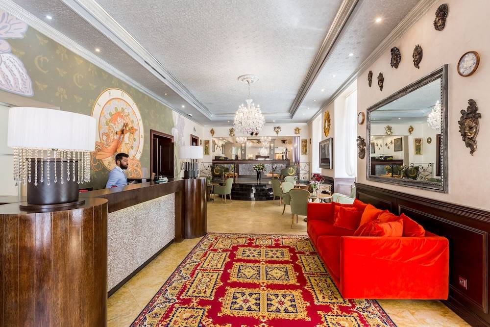 Hotel Caruso Old Town 2