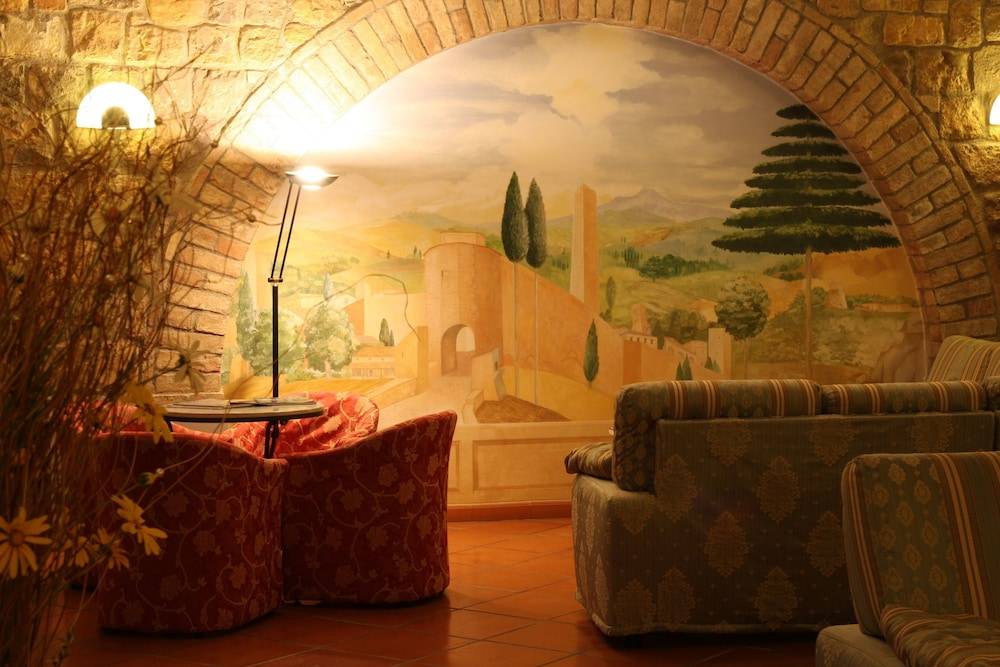 Casanova - Wellness Center La Grotta Etrusca 2