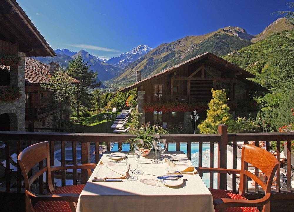 Relais Mont Blanc Hotel & Spa 1