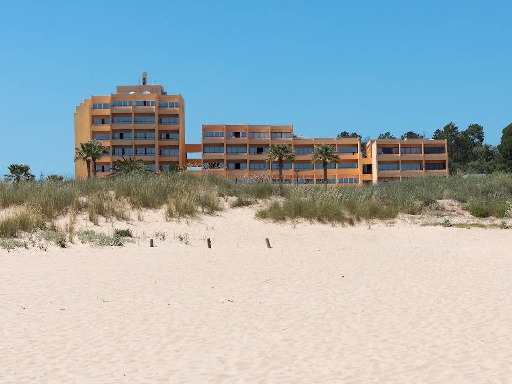 Meia Praia Lagos - Beach Club Apartments 1