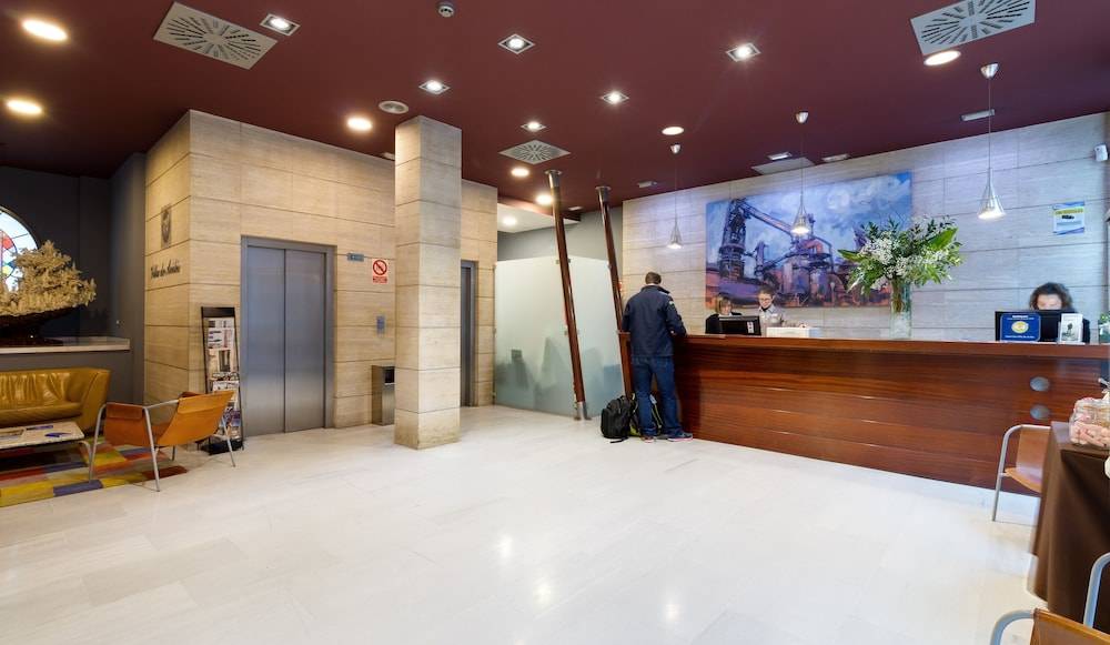 Oca Villa de Avilés Hotel 2