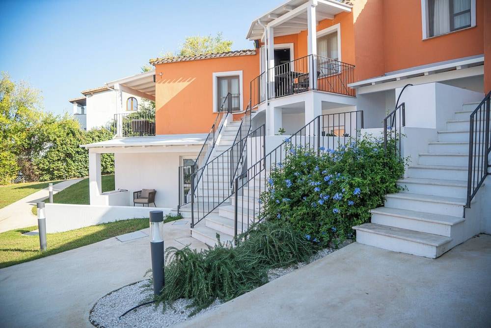 Felix Hotels - Galanias Hotel & Retreat 2