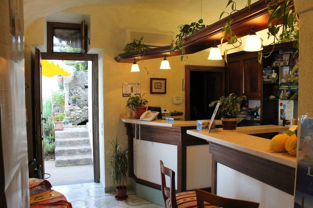 L'Antico Borgo Dei Limoni 2