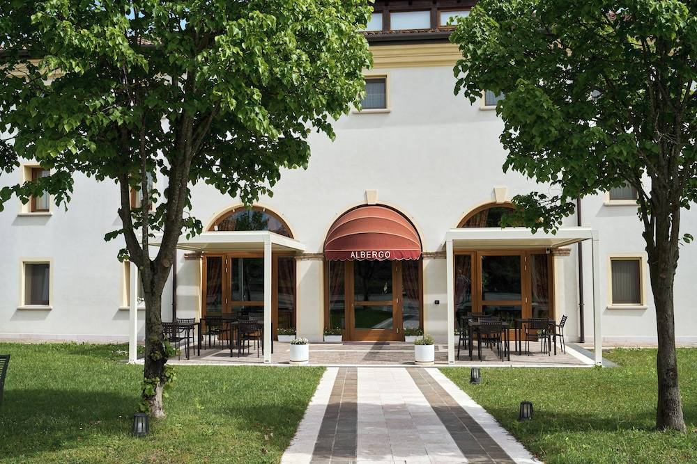 Albergo Antica Corte Marchesini 1