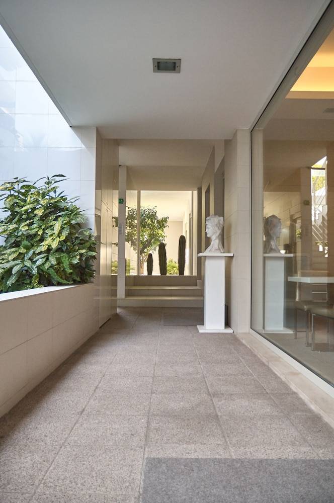 Soglow Business Class Hotel 1