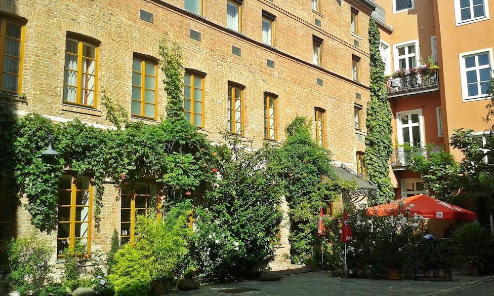 Hotel Fabrik Wien 1