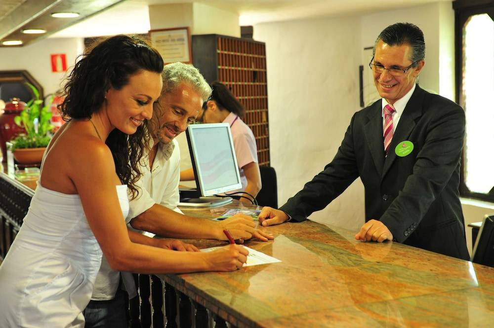 Hotel Parque Tropical 2