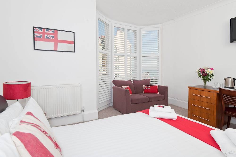 Hamptons Brighton 1