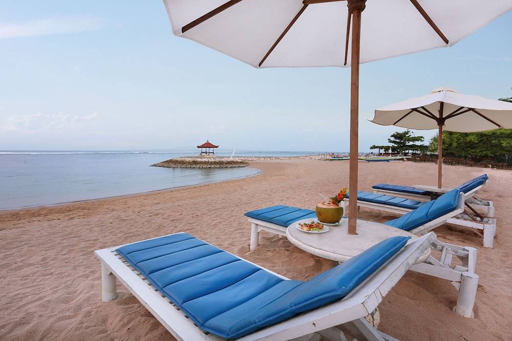 Respati Beach Hotel 1