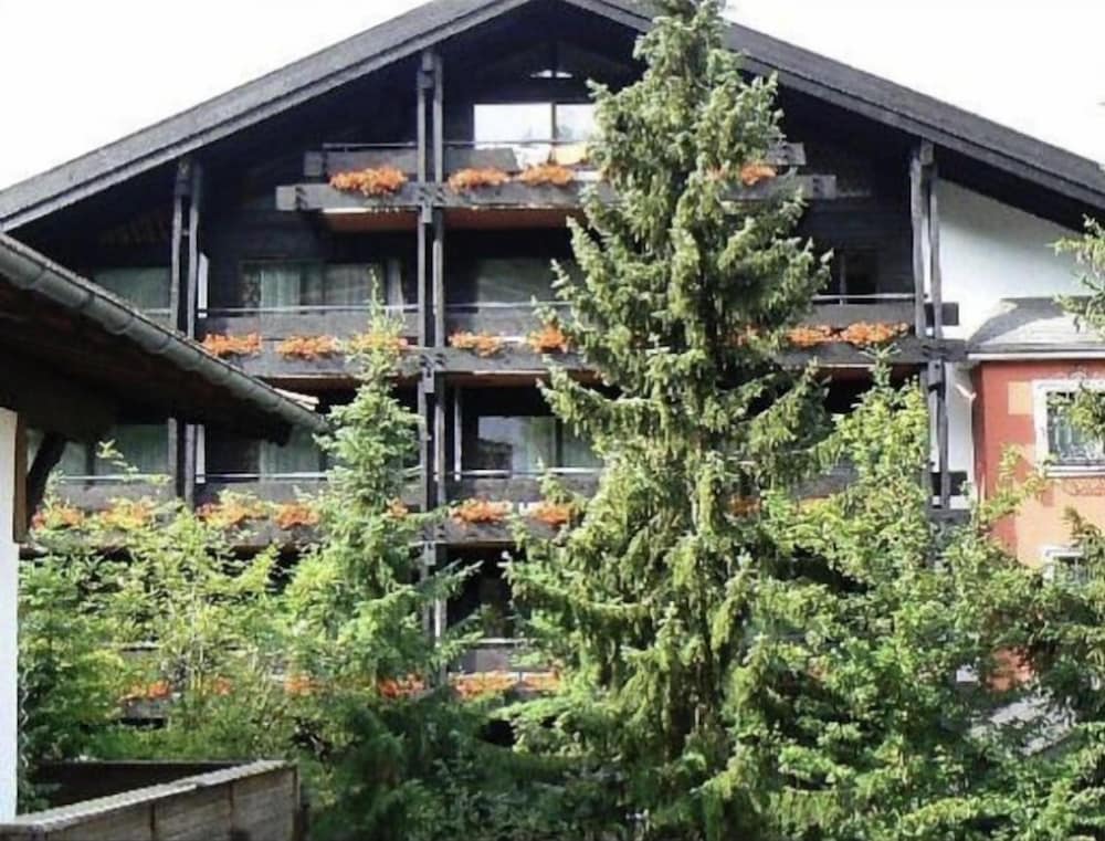 Das Kronenhotel 1