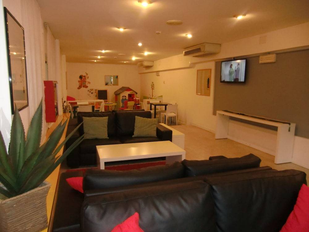 Hotel Desire' 2