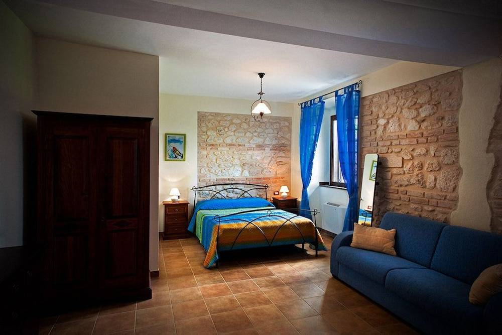 Il Poggio Dei Pettirossi 2