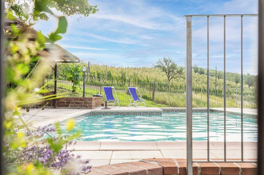 Agriturismo Cantine Bevione - Family Apartments with panoramic view 1