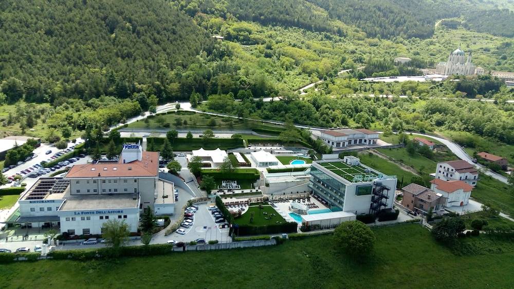 La Fonte dell'Astore 1