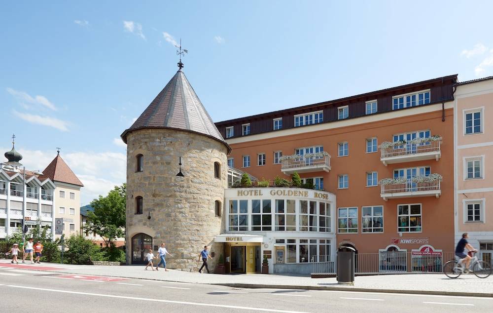 Hotel Goldene Rose 1