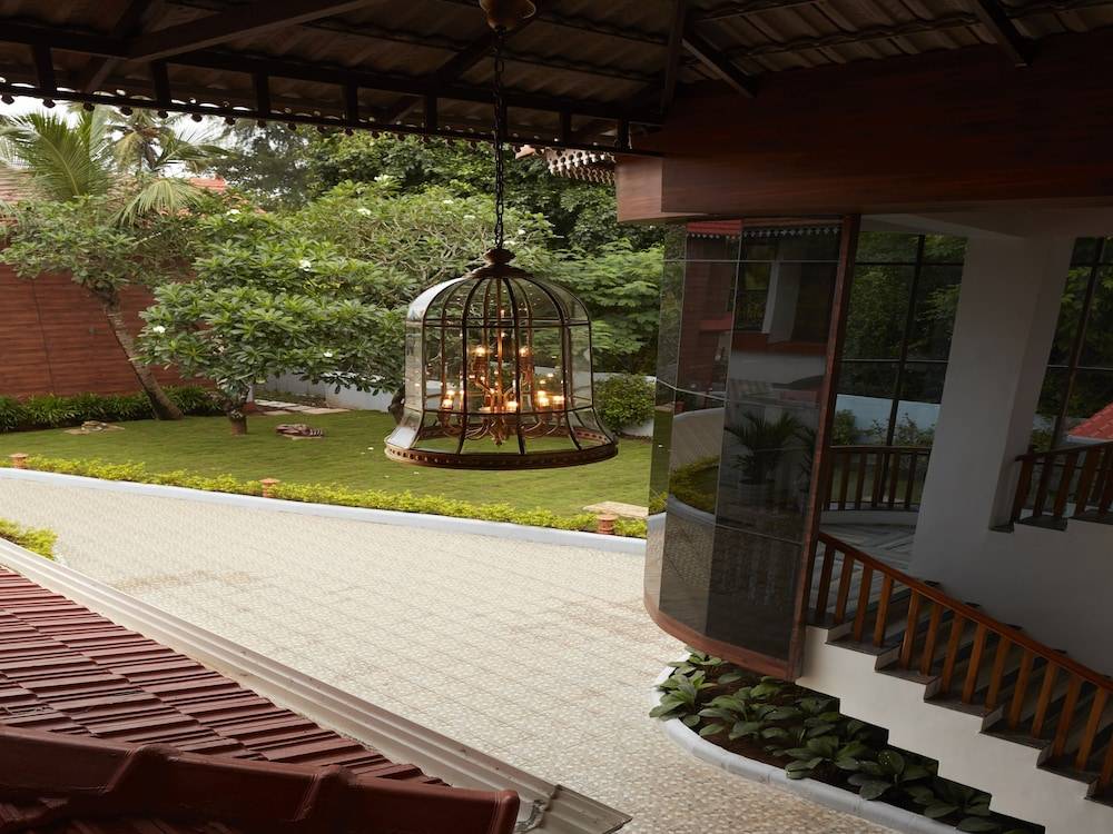 Sea Queen Beach Resort & Spa 2