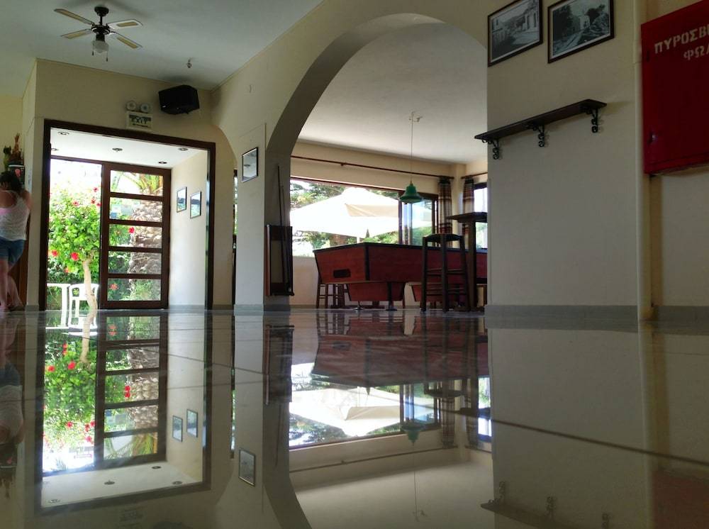 Mastorakis Hotel and Studios 2