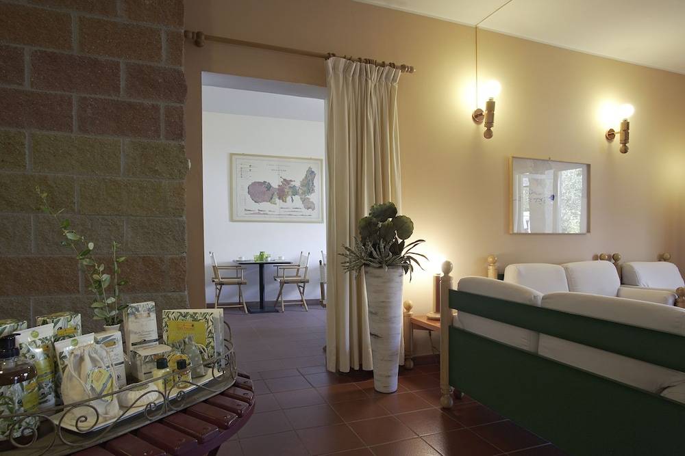 Hotel & Resort Sant'Anna Del Volterraio 2
