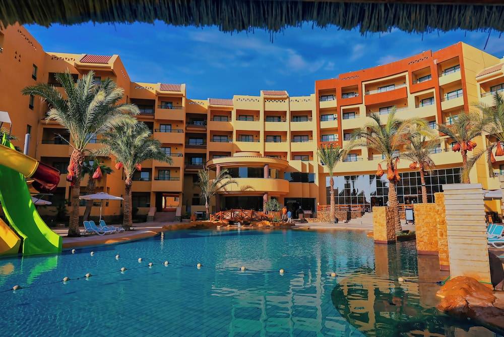 New Eagles Downtown Zahabia Resort & Aqua Park 1