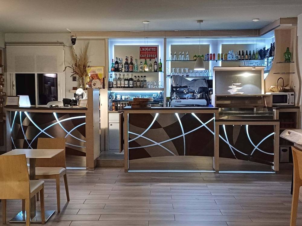 Hôtel & Restaurant Les Mouettes 2