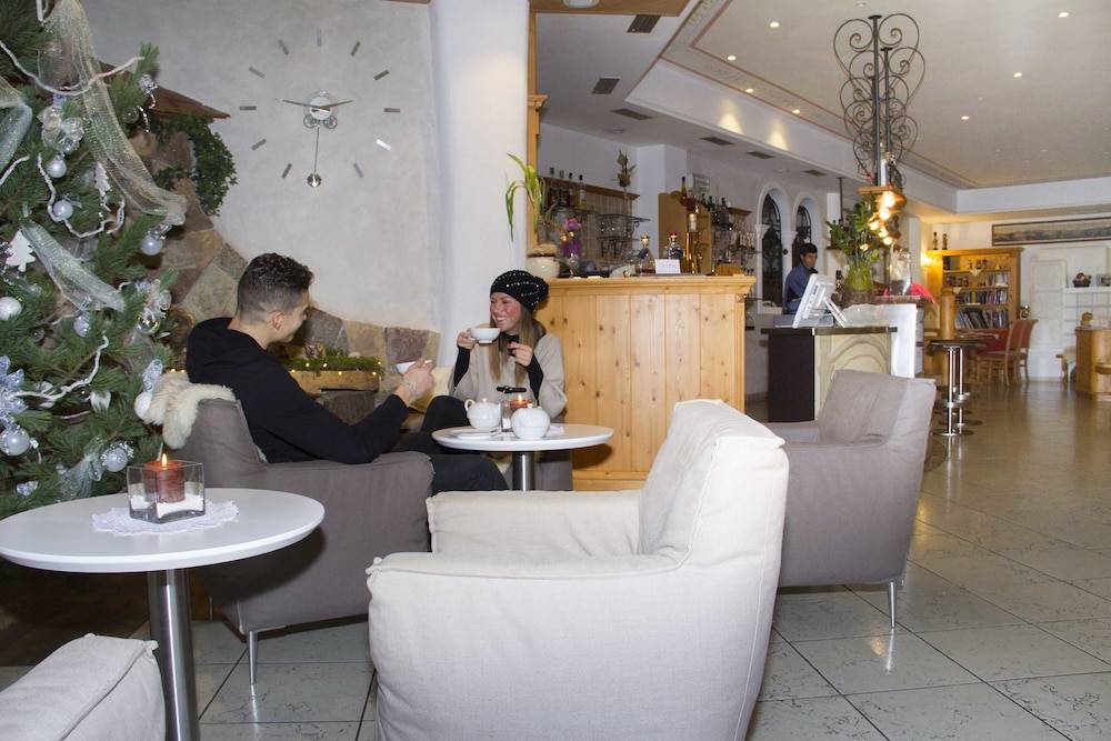 Berghotel Miramonti 2