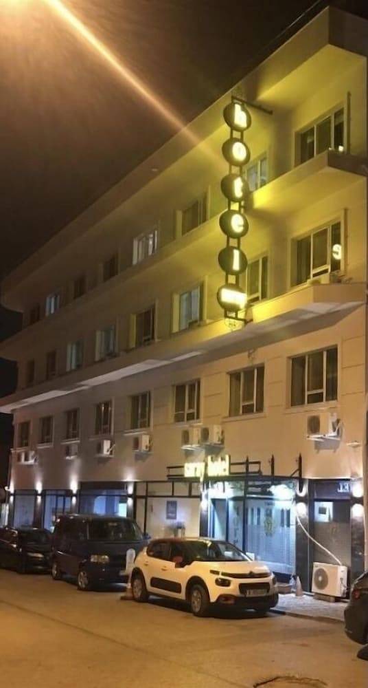 Saray Hotel 1