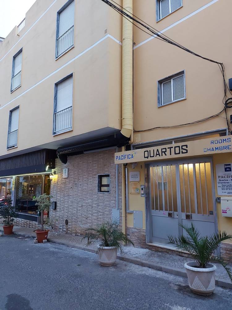 Guest House Pacifica 1