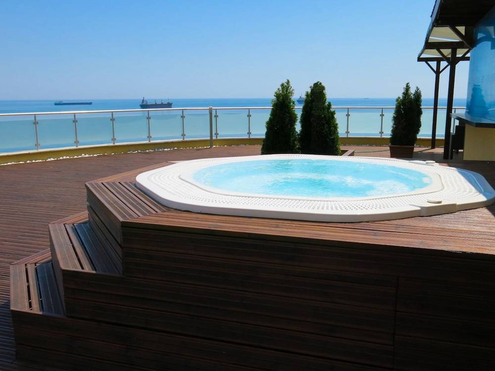 Family Hotel Albizia Beach 1