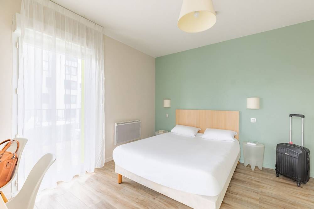 Appart’City Confort Tours 1