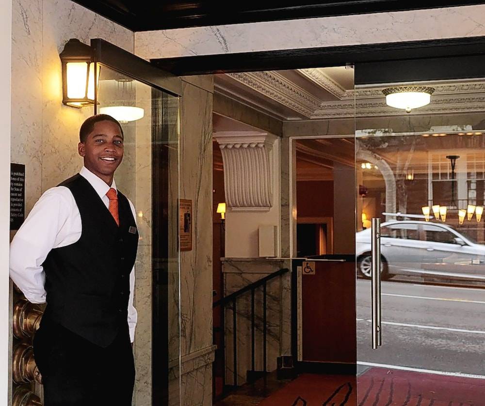 Executive Hotel Vintage Court 2