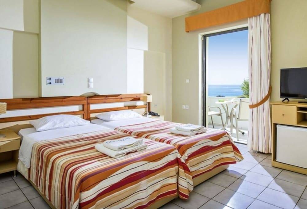 Polyrizos Hotel 2