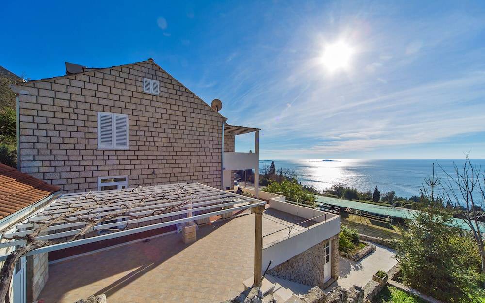 Villa Narona 1