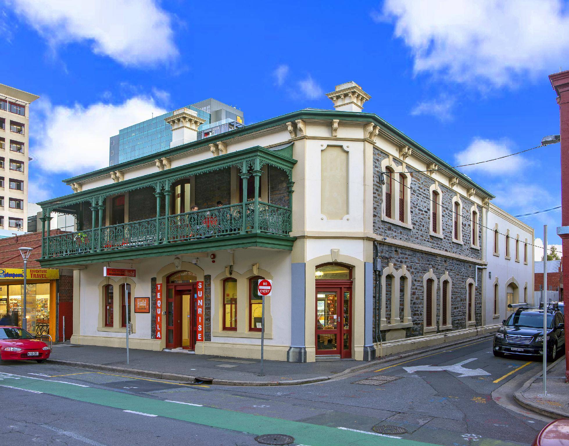 Tequila Sunrise Hostel Adelaide 1