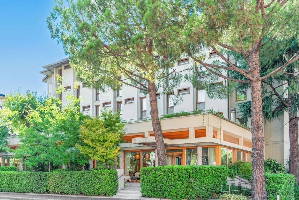 Albergo Sorriso 1
