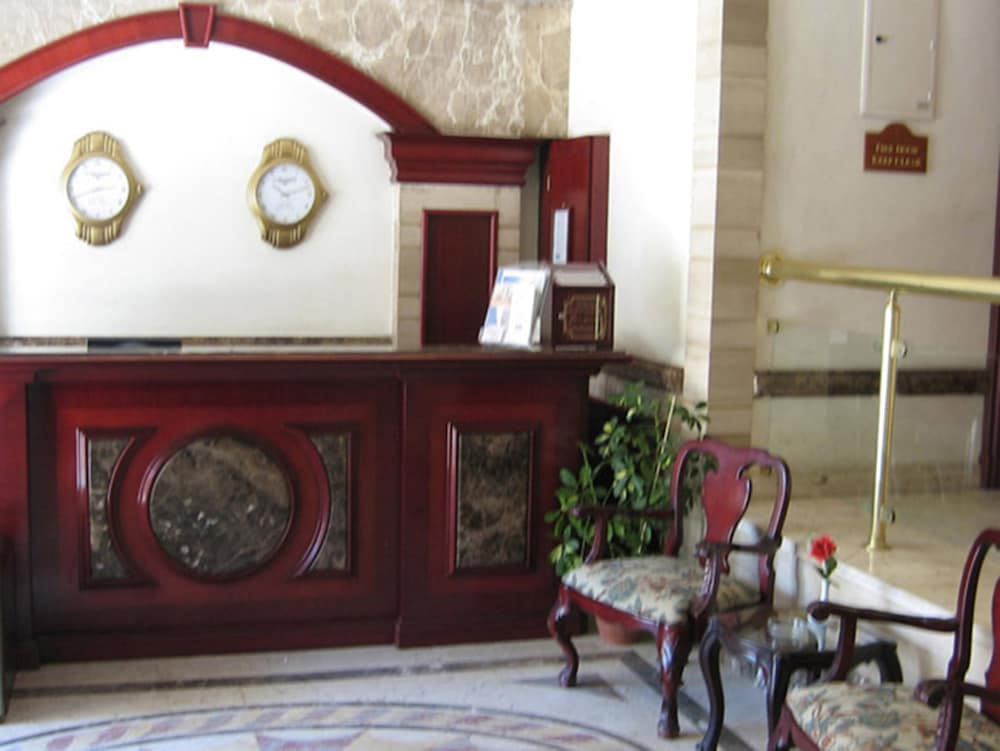 Philippe Luxor Hotel 2